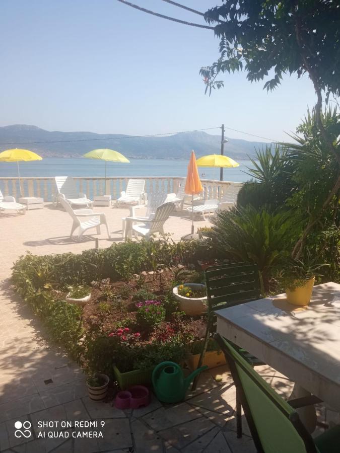 טרוגיר Villa Fjaba - By The Sea - With The Big Terraces & Great Sea View מראה חיצוני תמונה