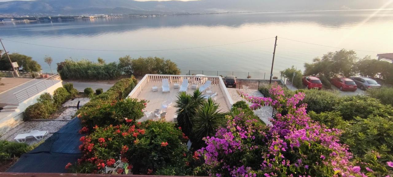 טרוגיר Villa Fjaba - By The Sea - With The Big Terraces & Great Sea View מראה חיצוני תמונה